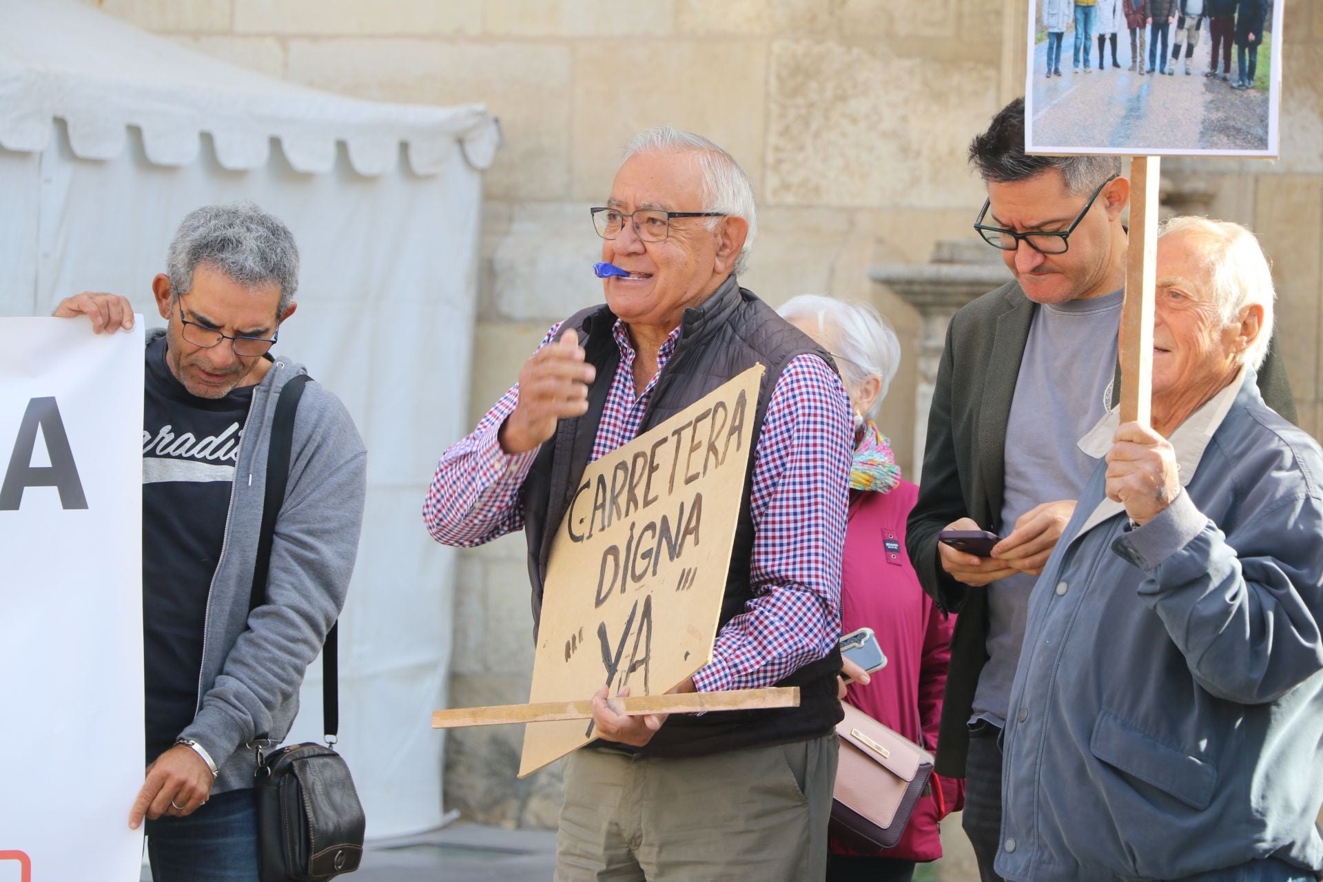 Las imágenes de la protesta de los vecinos de Antimio