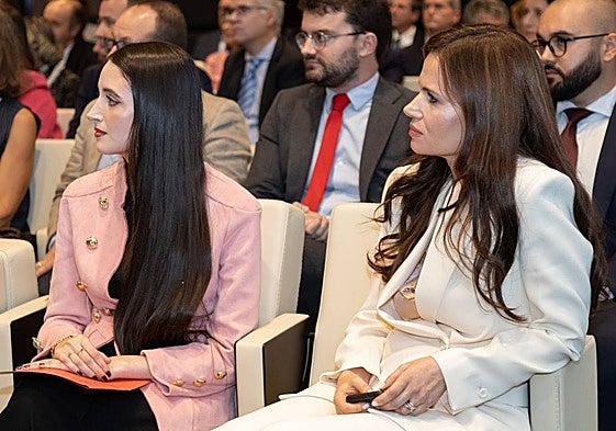 Ana María Castro Franco y Marta González Aparicio.
