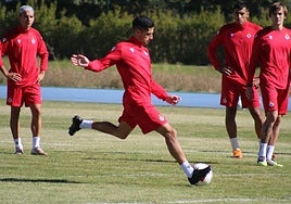 Entrenamiento de la Cultural previo al duelo ante el Real Valladolid.