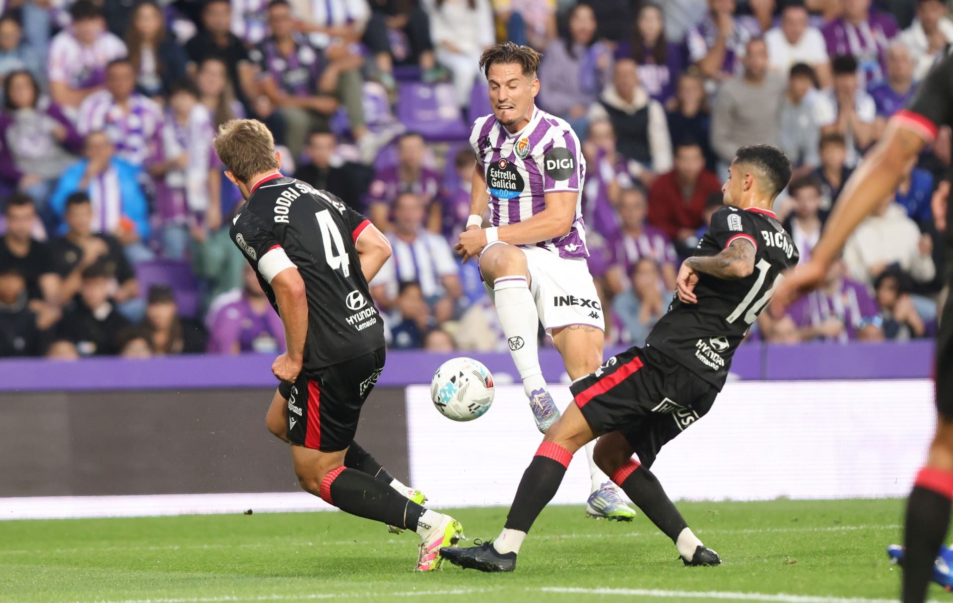 Las mejores imágenes del histórico triunfo de la Cultural en Valladolid