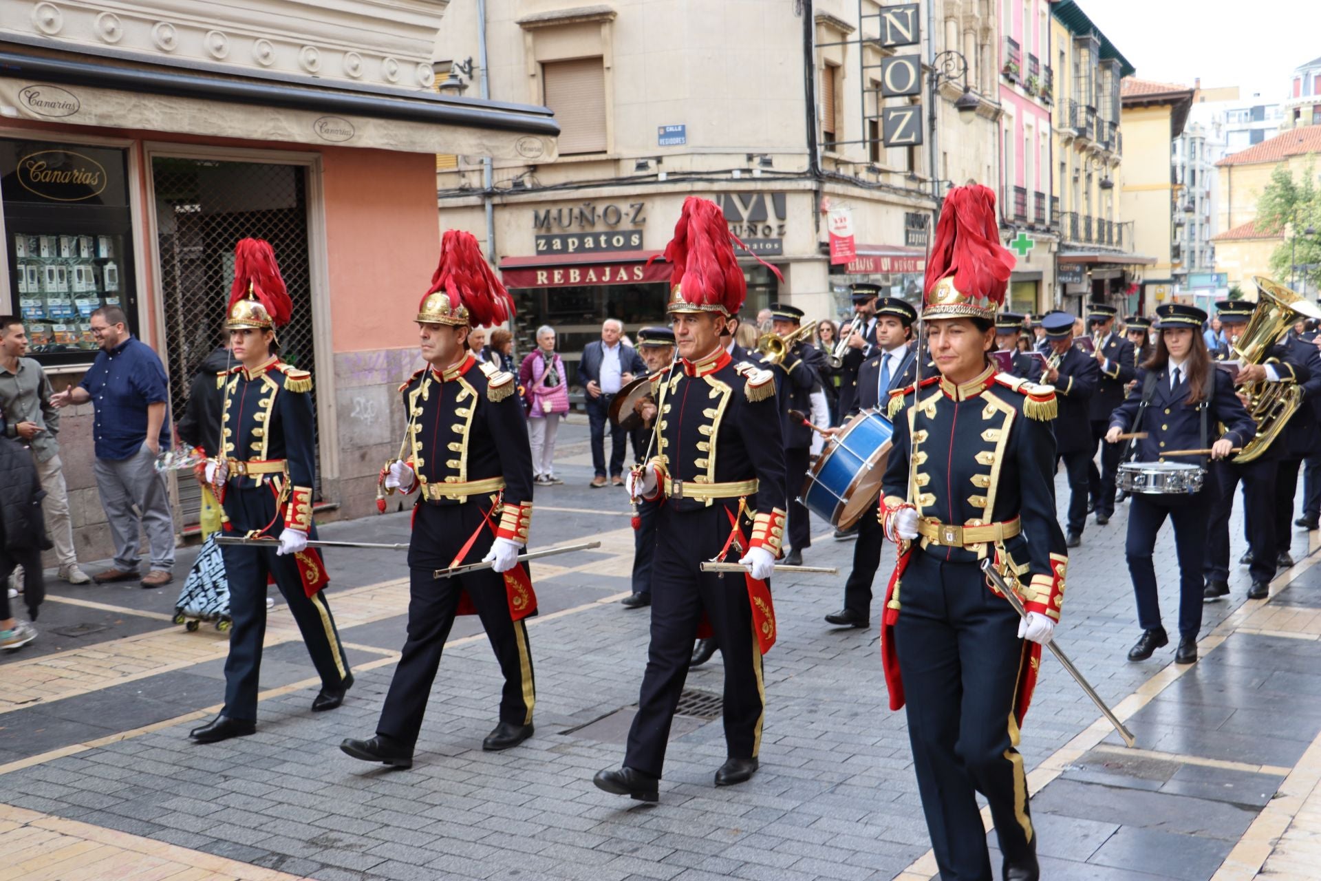 Las imágenes de la ceremoria de las Cantaderas y el acto del Foro u oferta
