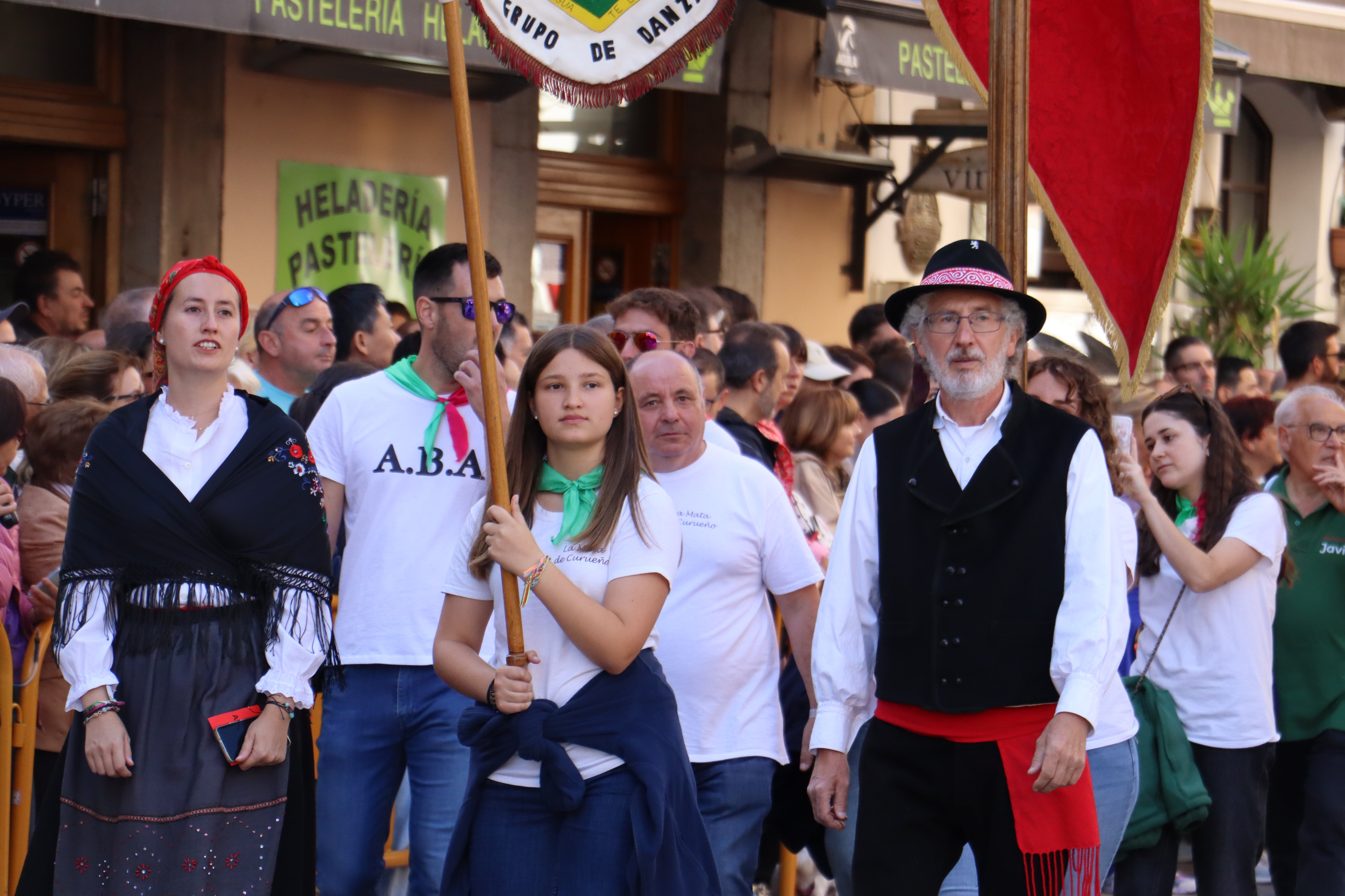 Las mejores imágenes del desfile de pendones por León