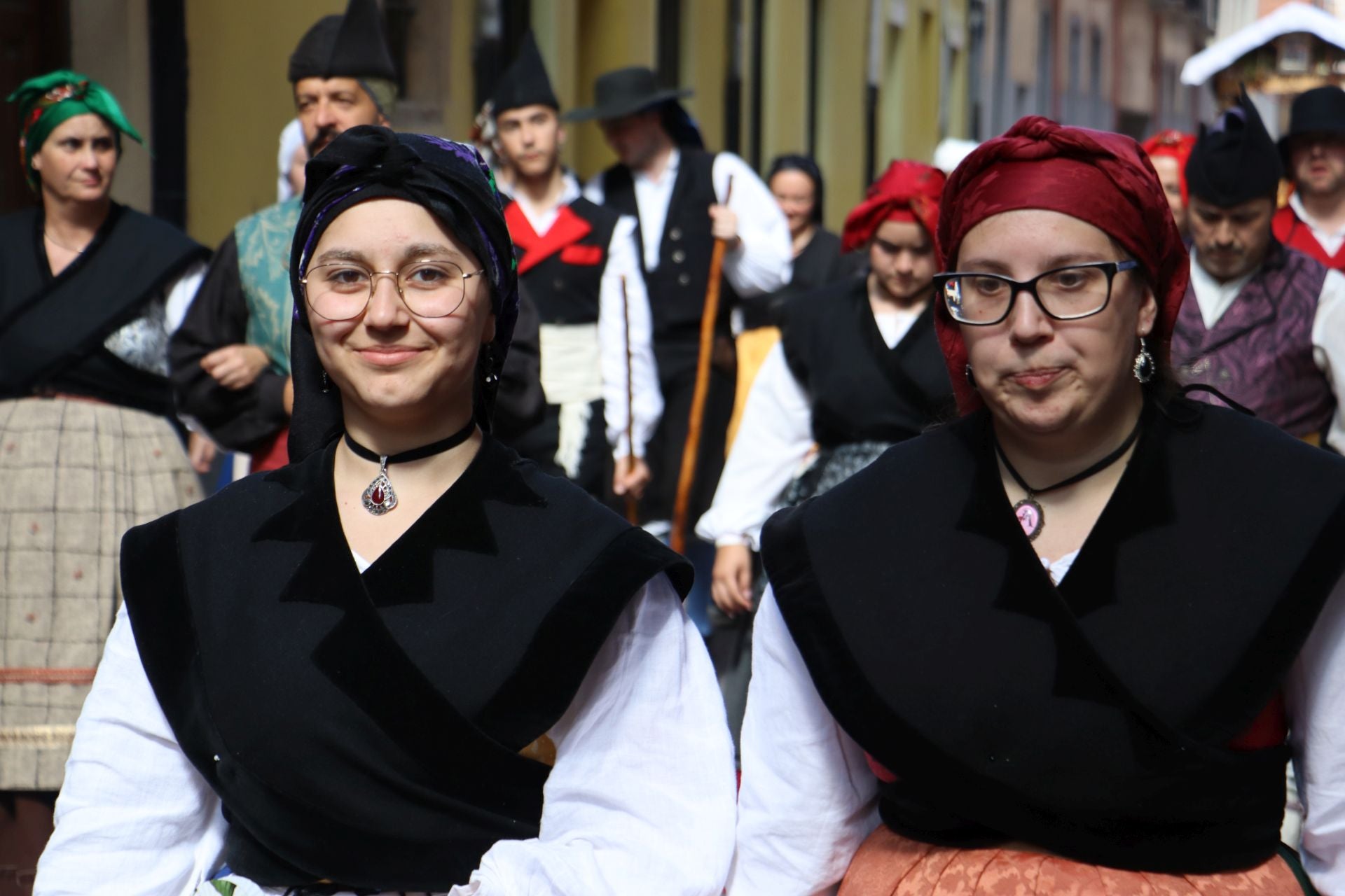 Las mejores imágenes del desfile de carros engalanados