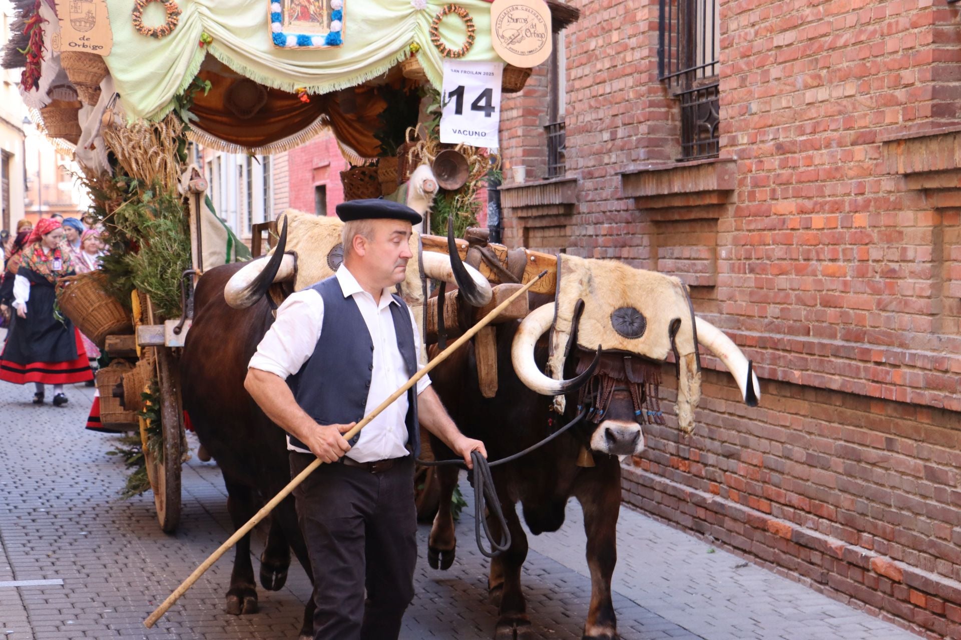 Las mejores imágenes del desfile de carros engalanados
