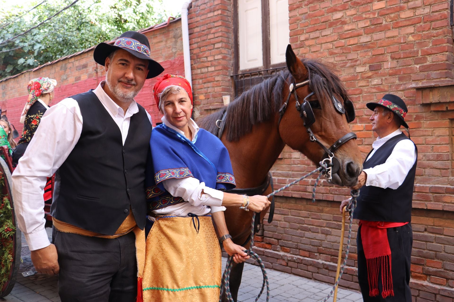 Las mejores imágenes del desfile de carros engalanados