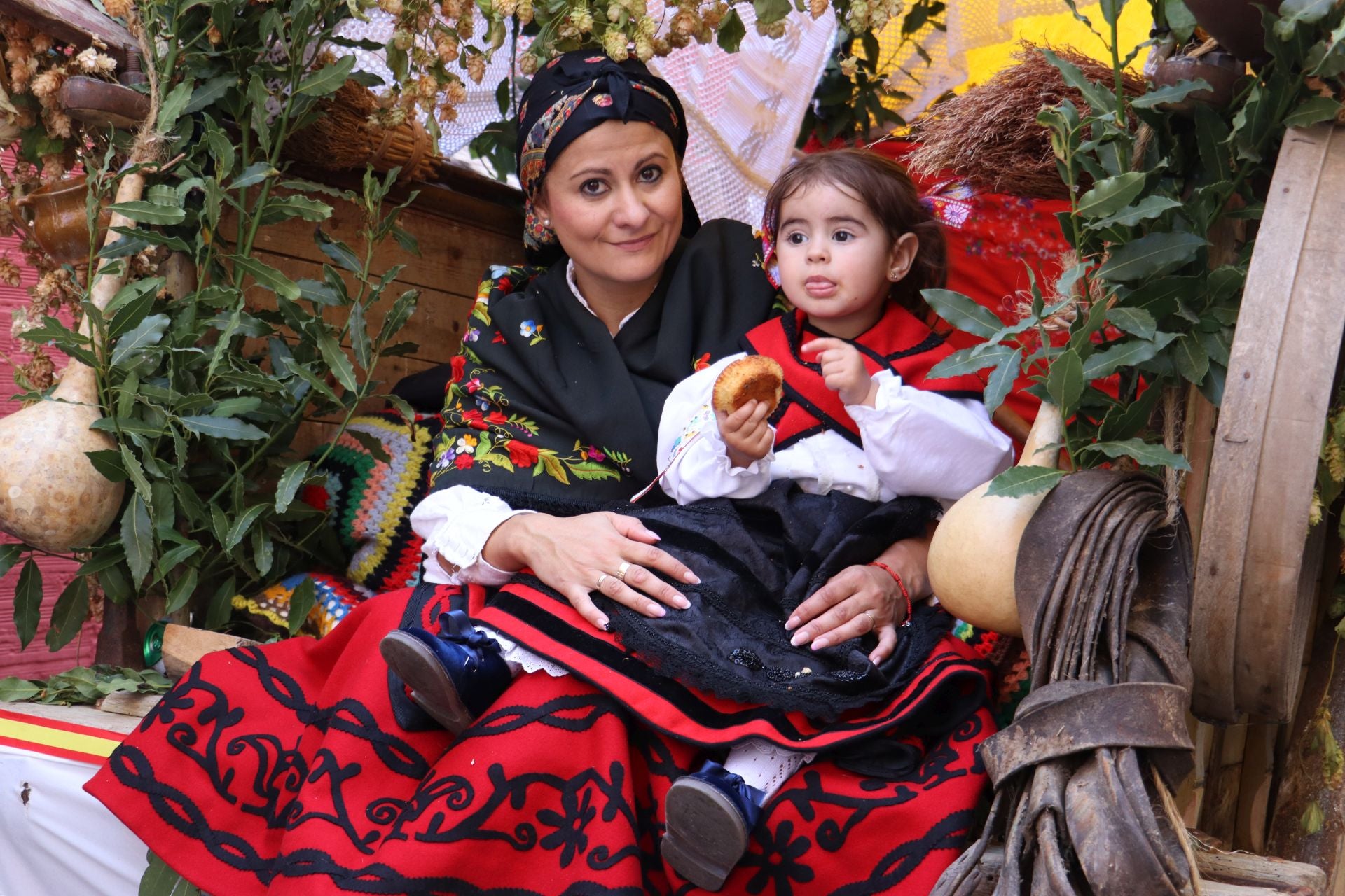 Las mejores imágenes del desfile de carros engalanados