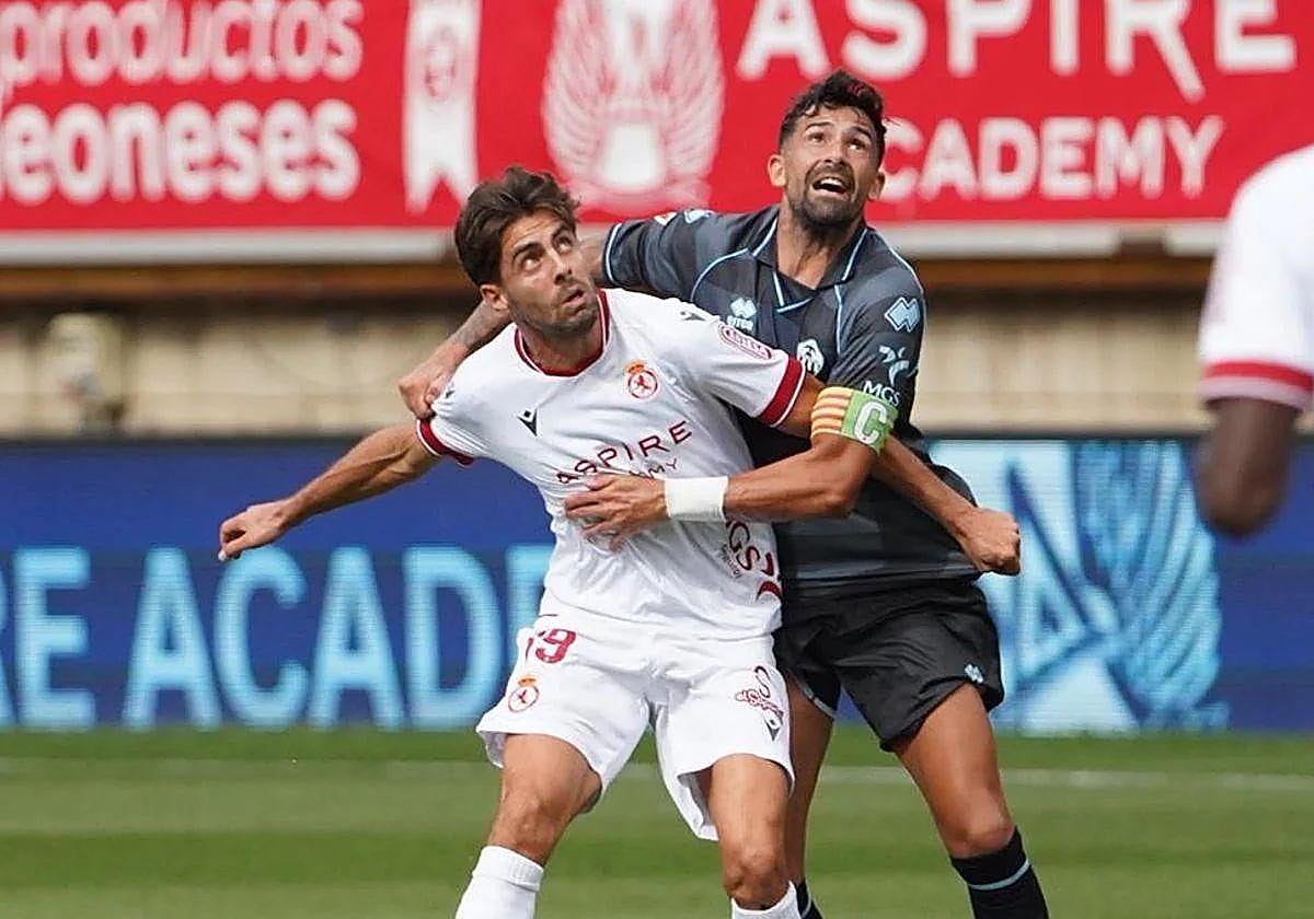 Acción del duelo entre la Cultural y el Castellón.