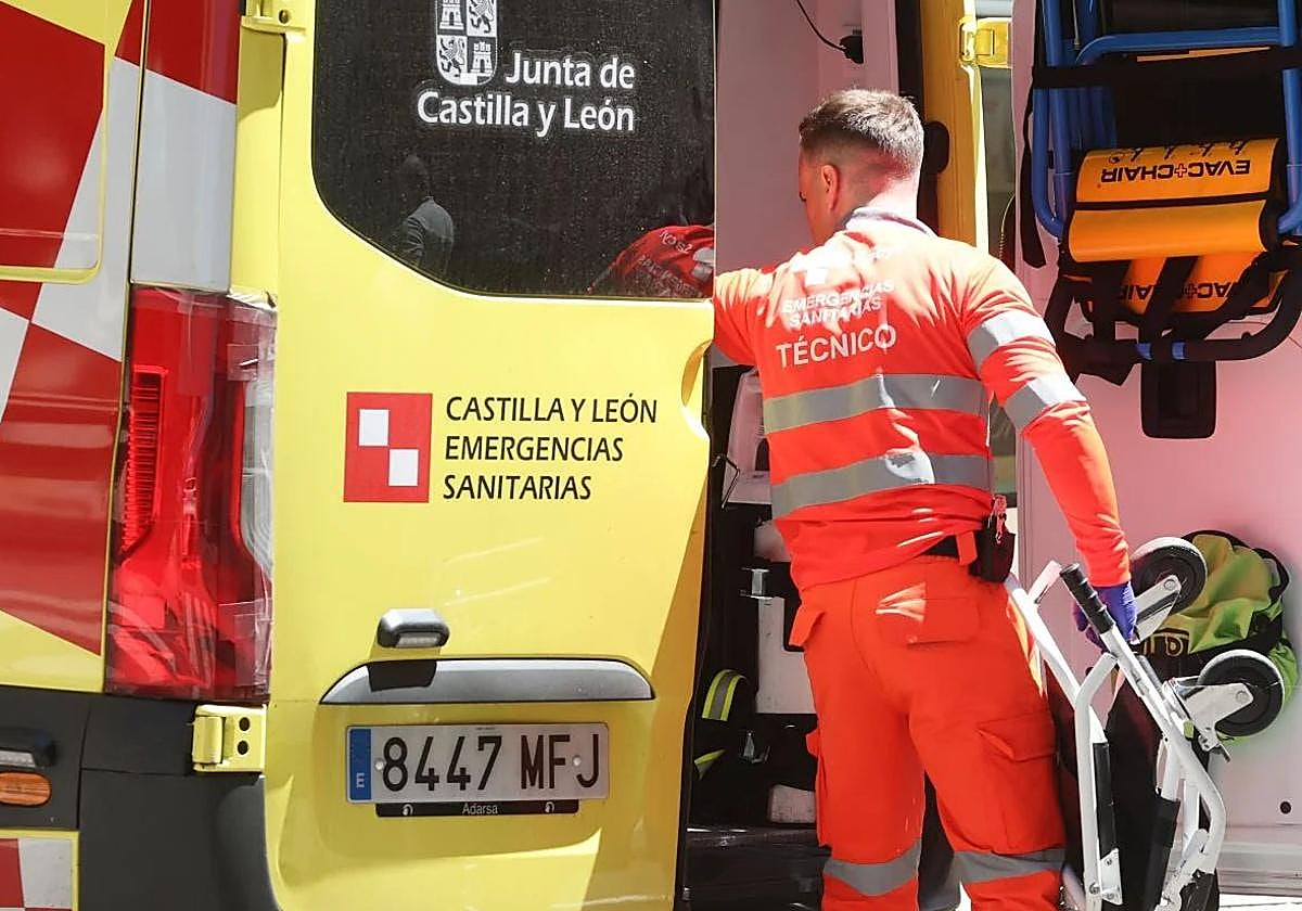 Imagen de archivo de una ambulancia.