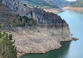 Imagen de archivo de un embalse en León.