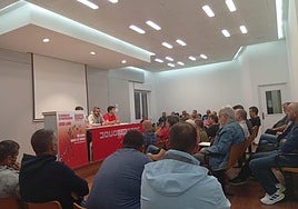 Asamblea sindical en Comisiones Obreras.
