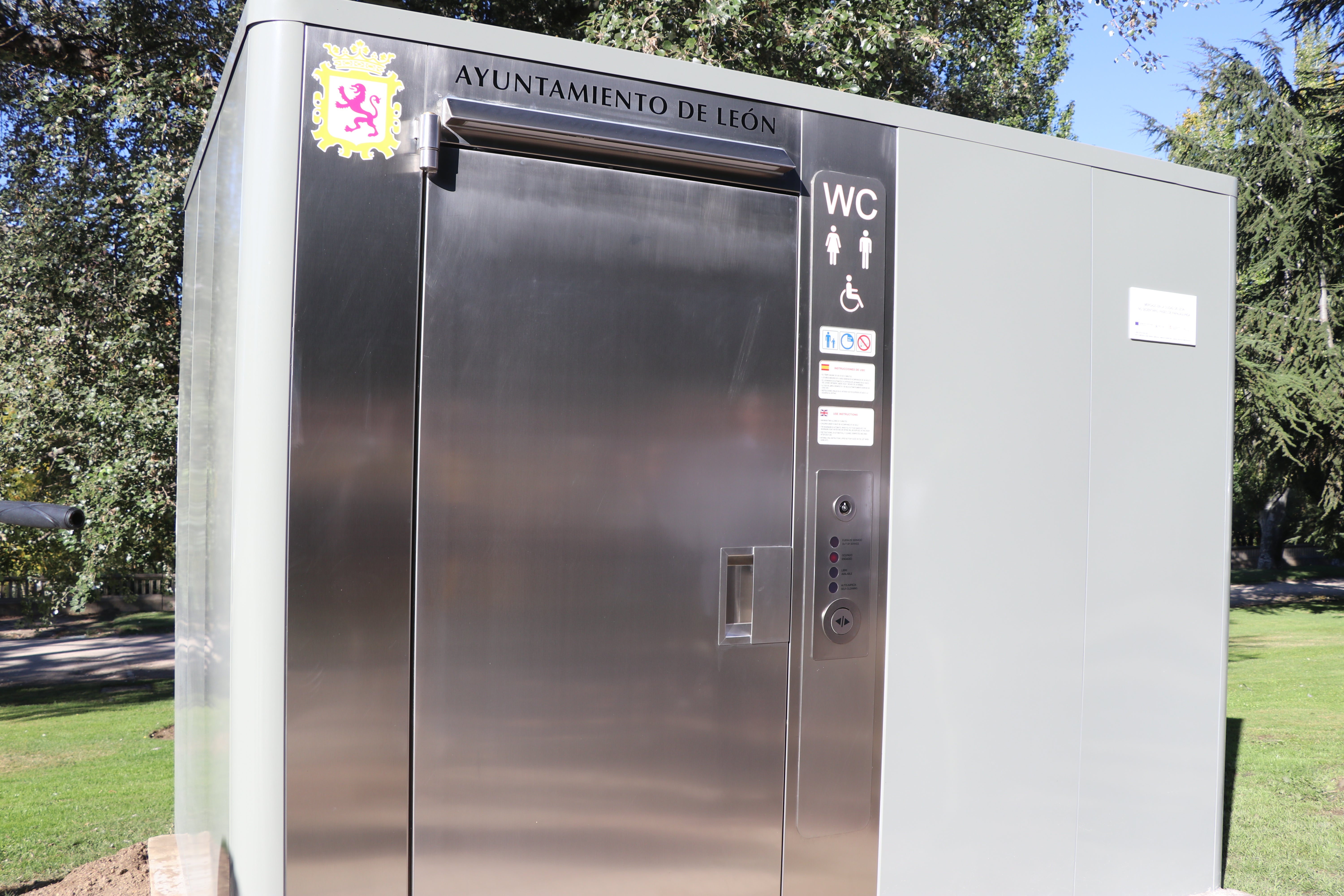 Lasi mágenes de los baños públicos de León