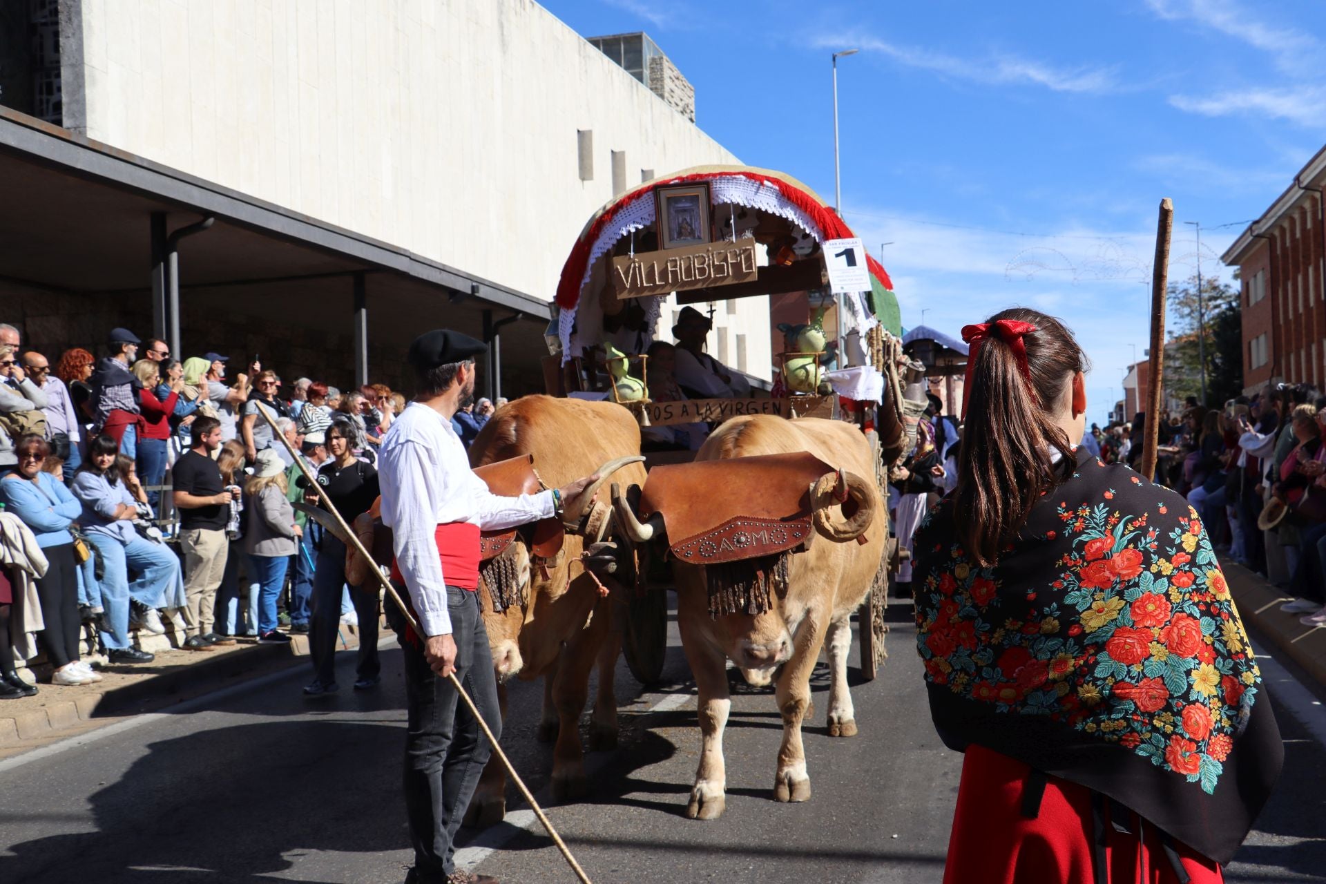 Carros y ganado se visten de fiesta en San Froilán