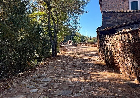 Urbanización en Castrillo de los Polvazares.