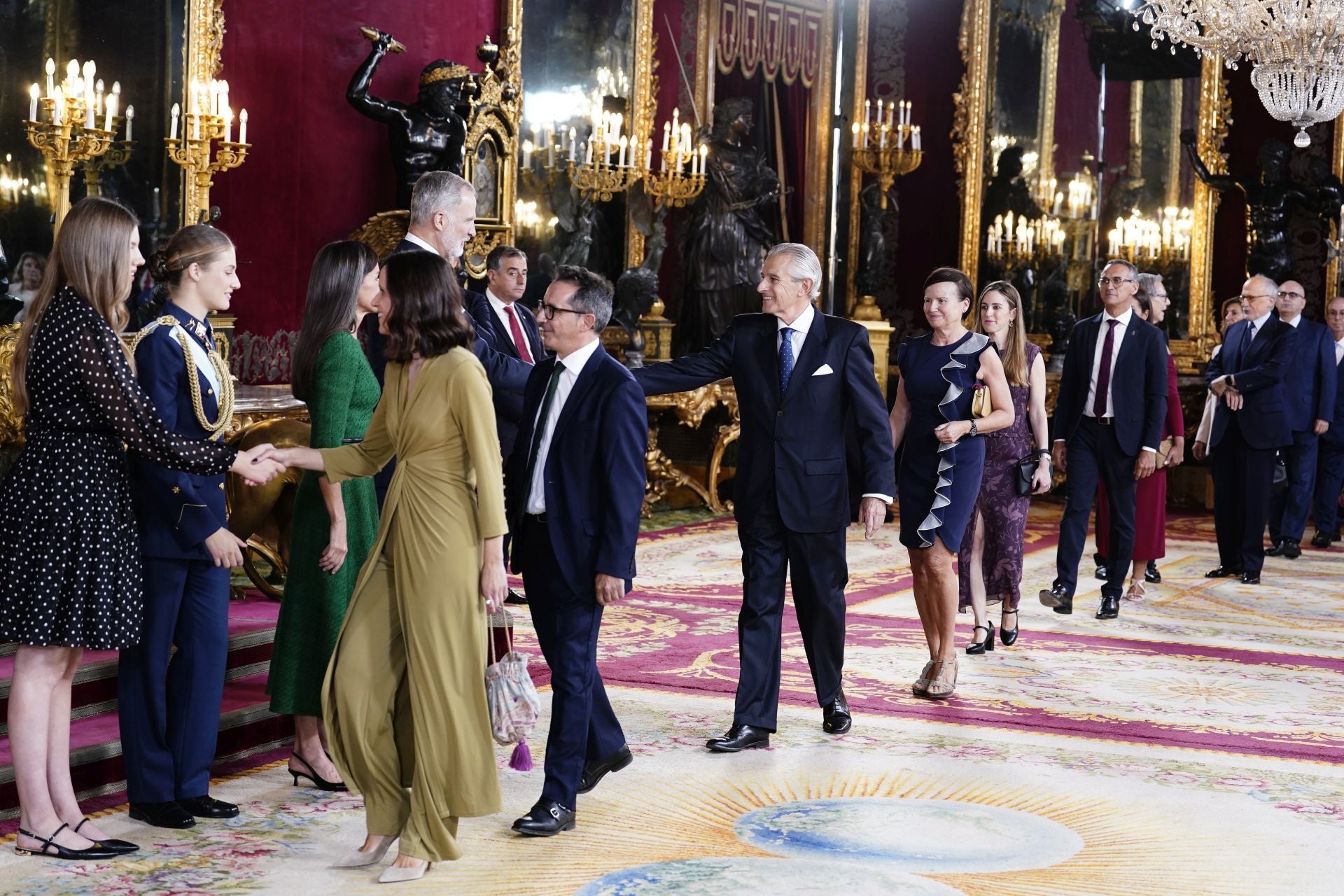 Las imágenes de la recepción con motivo del día de la Fiesta Nacional