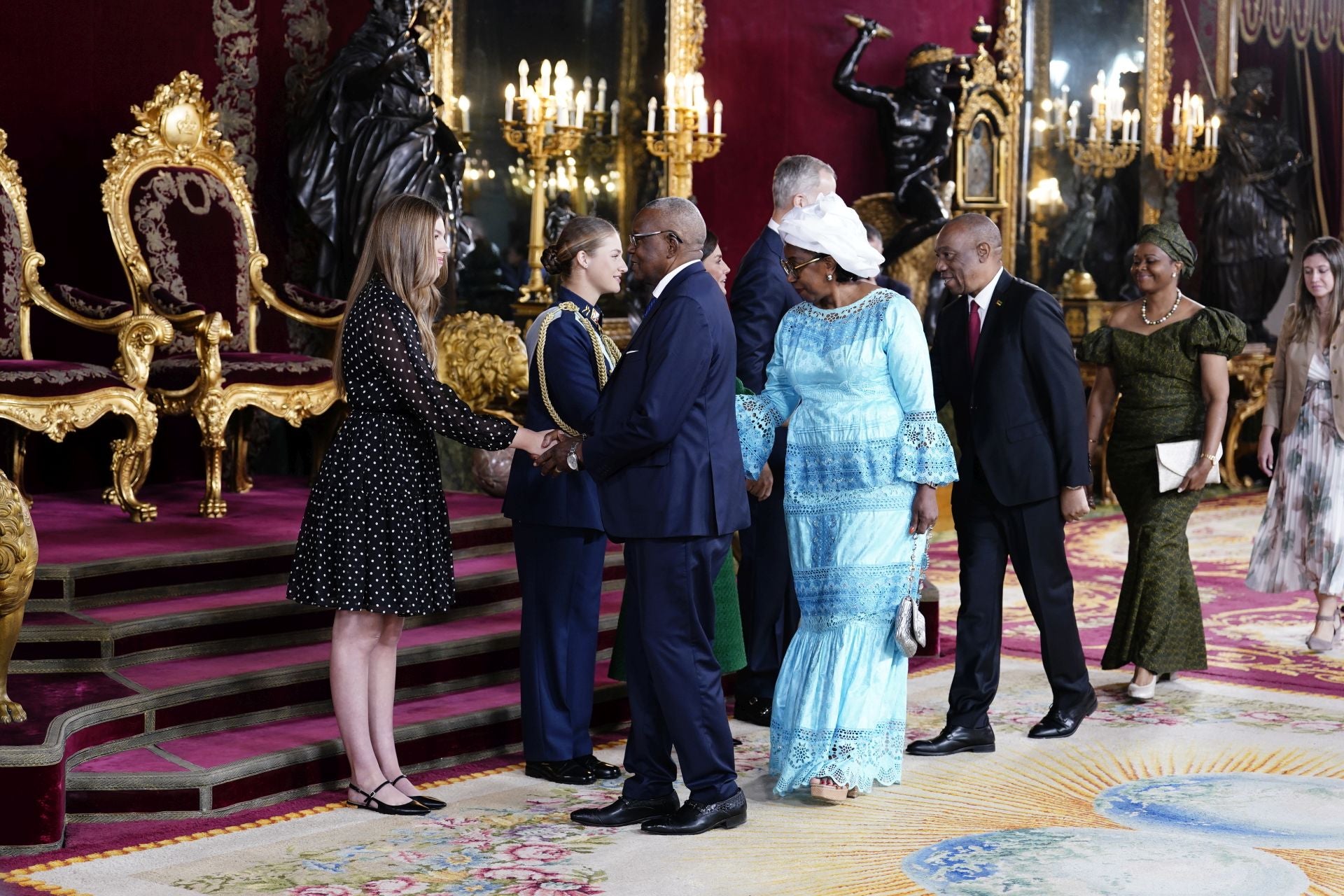 Las imágenes de la recepción con motivo del día de la Fiesta Nacional