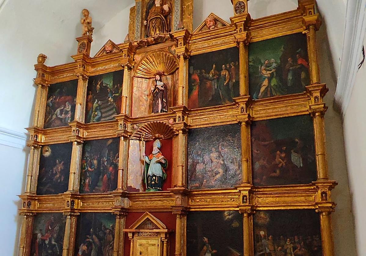 Imagen principal - El reatblo y detalles del mismo.