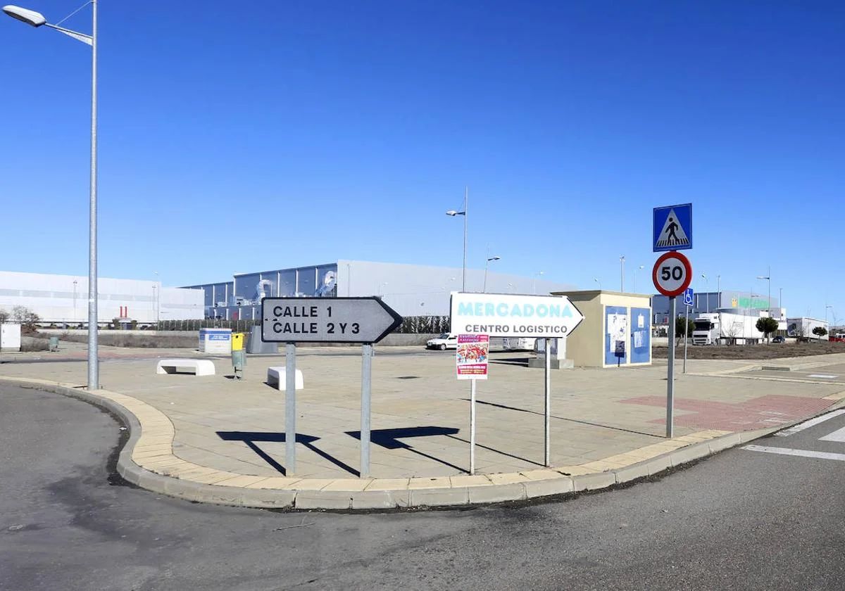 Imagen de archivo del acceso al polígono industrial de Villadangos.