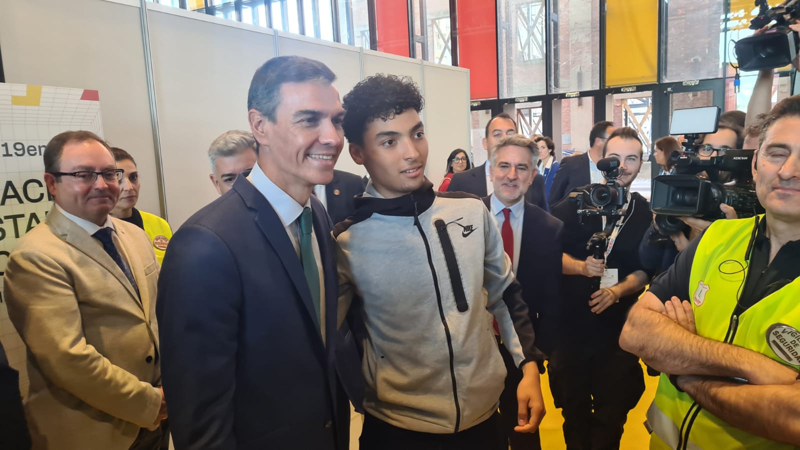 Las imágenes de la visita de Pedro Sánchez a León