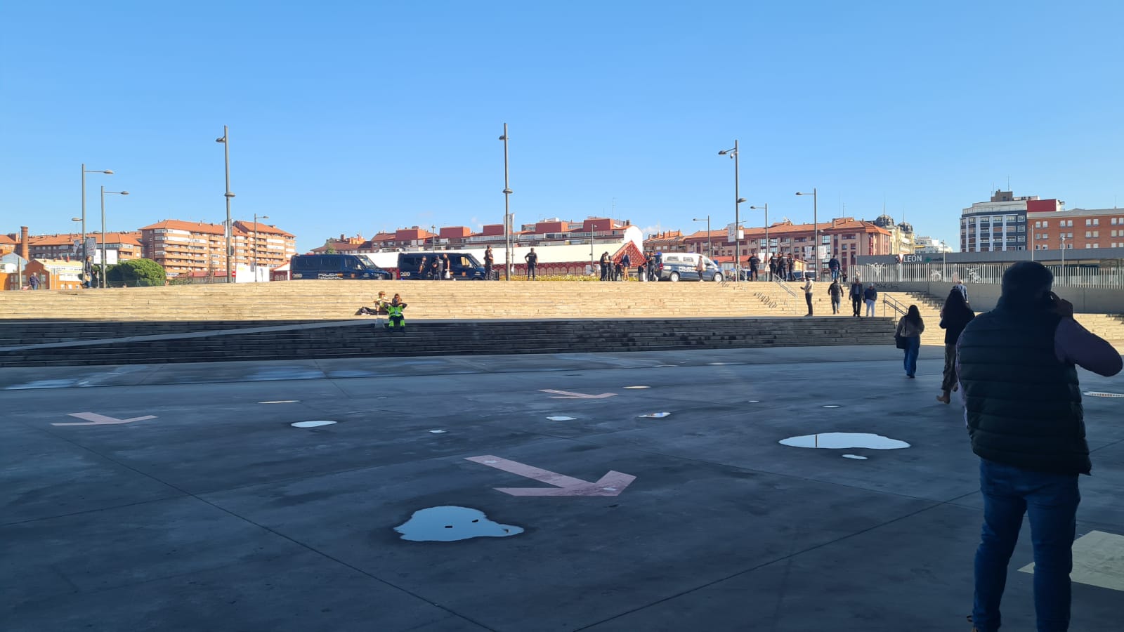 Las imágenes de la visita de Pedro Sánchez a León