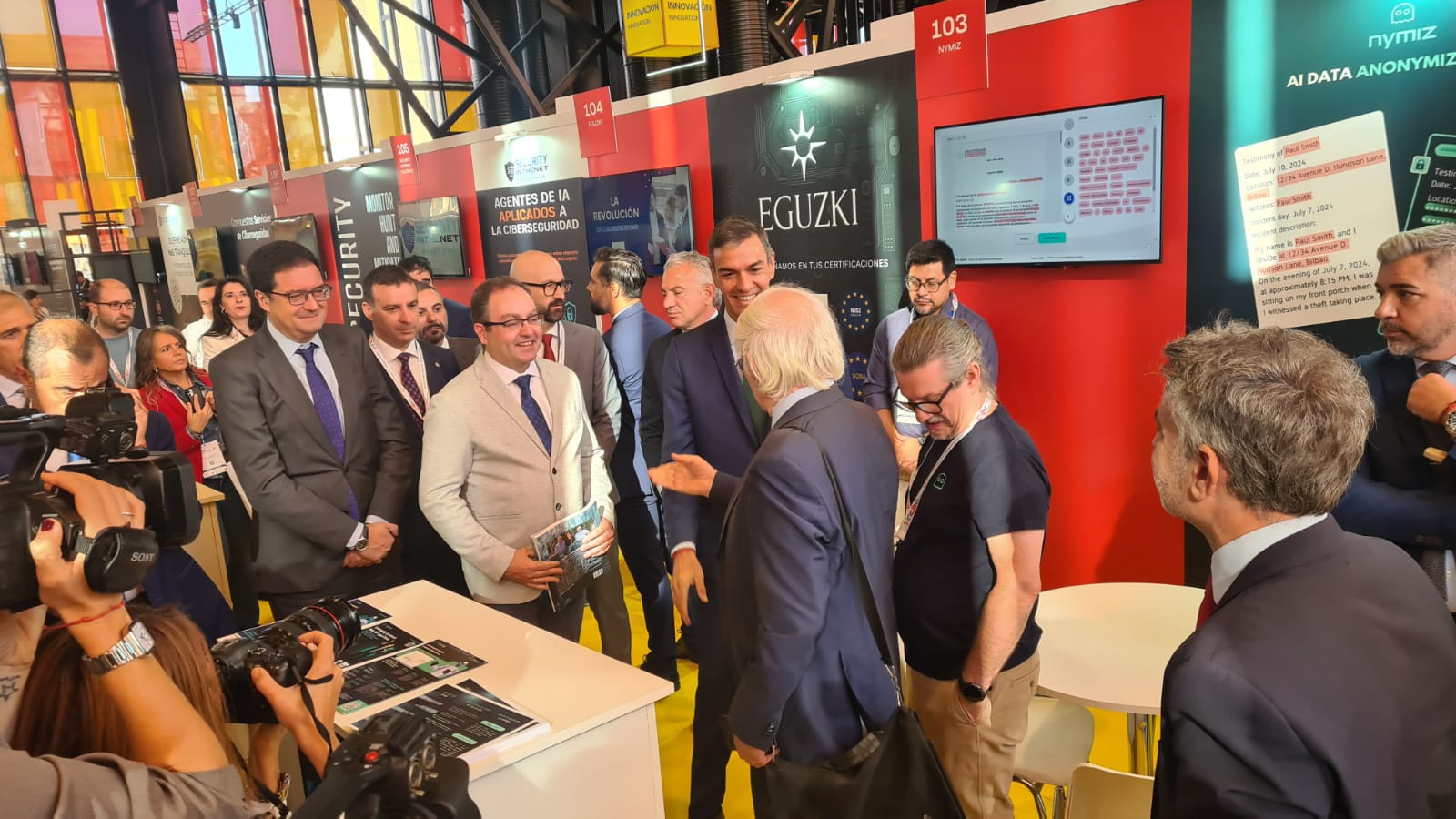 Las imágenes de la visita de Pedro Sánchez a León