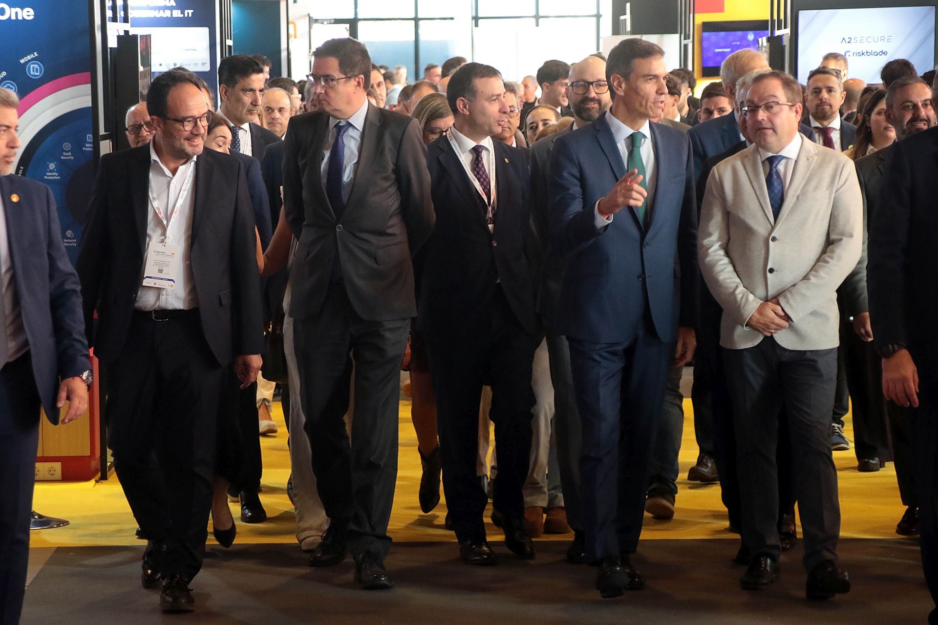 Las imágenes de la visita de Pedro Sánchez a León