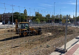 Imagen de la obra al lado de la rotonda de La Granja