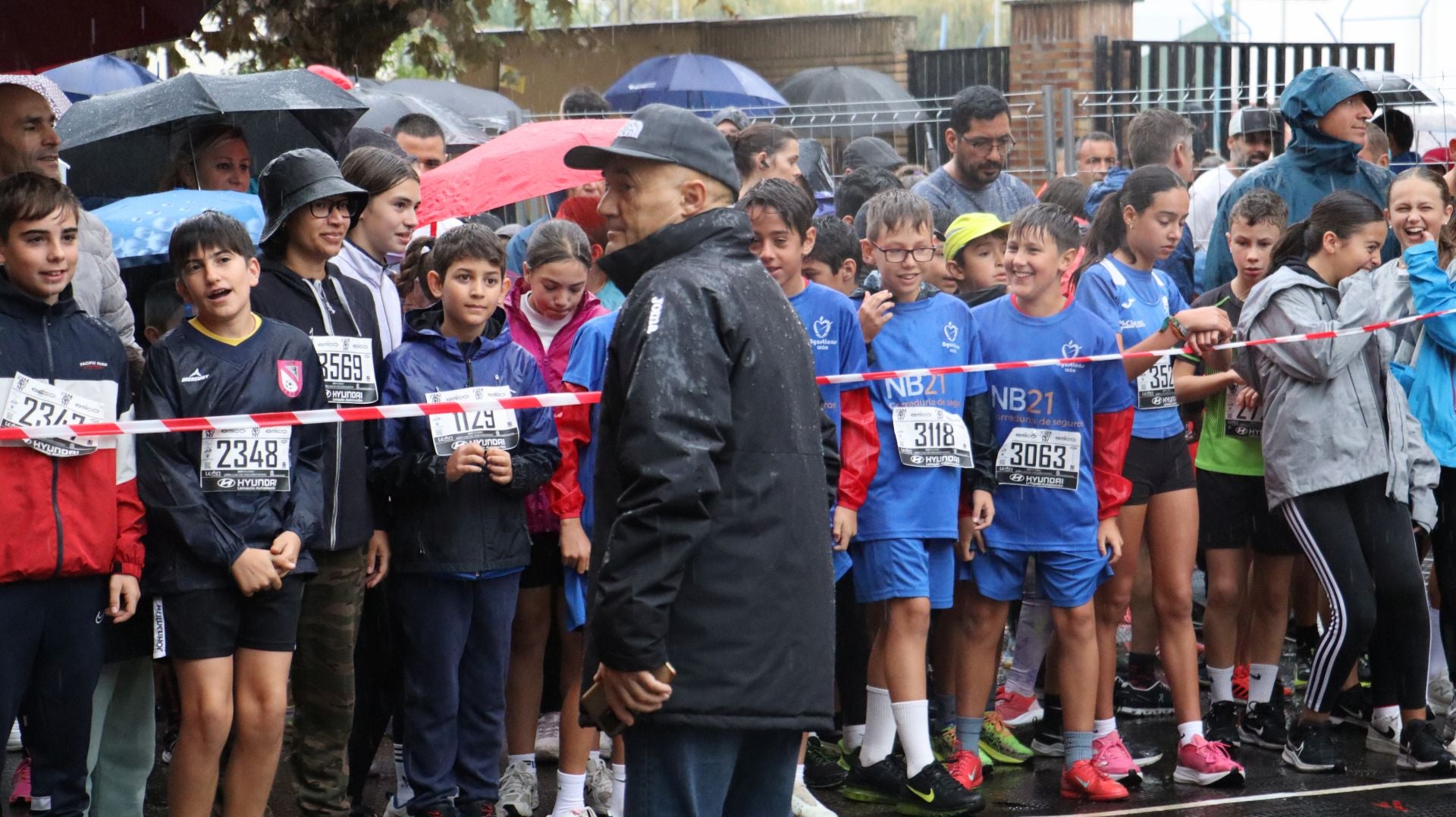 Las mejores imágenes de la carrera popular de los &#039;10 kilómetros Ciudad de León 2025&#039;