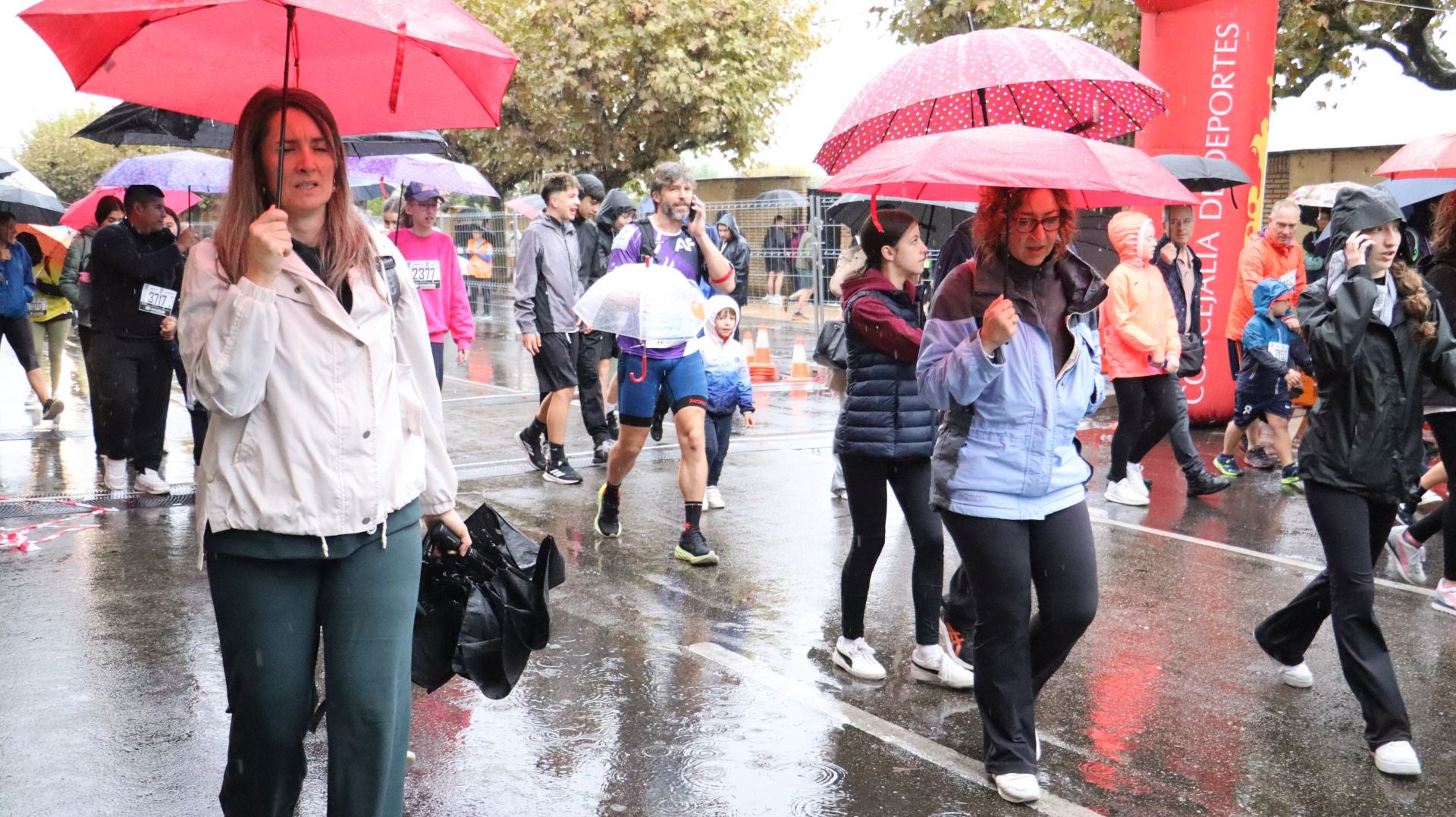 Las mejores imágenes de la carrera popular &#039;10 kilómetros Ciudad de León&#039;