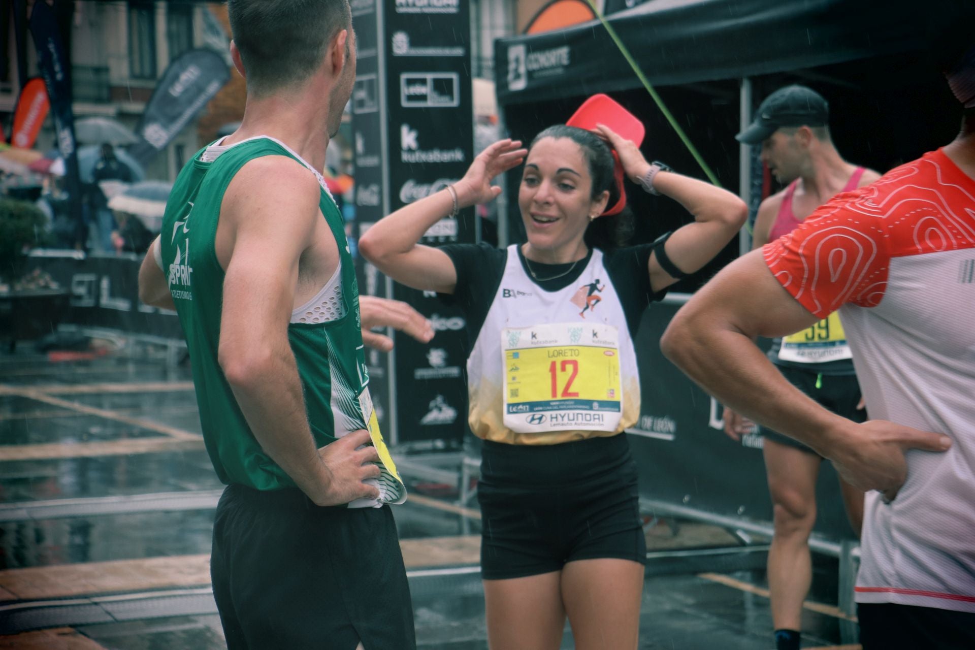 Todas las imágenes de la llegada de los &#039;10km Ciudad de León 2025&#039;