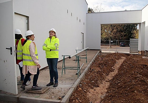 La vicepresidenta de la Junta visita las obras de la Unidad de Valoración de León.