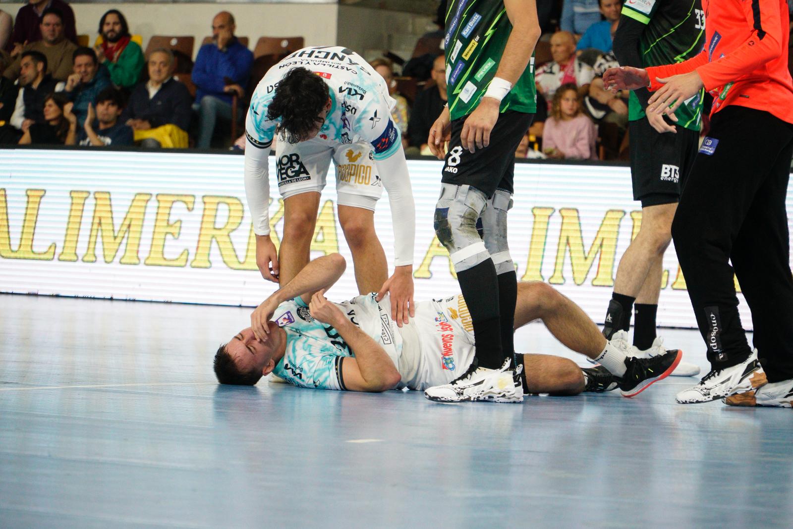 Las mejores imágenes del Abanca Ademar - RK Nexe