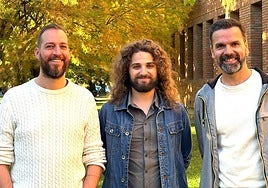 Asier Largo-Gosens, Diego Rebaque y Hugo Mélida, investigadores del grupo Fisiovegen de la ULE.
