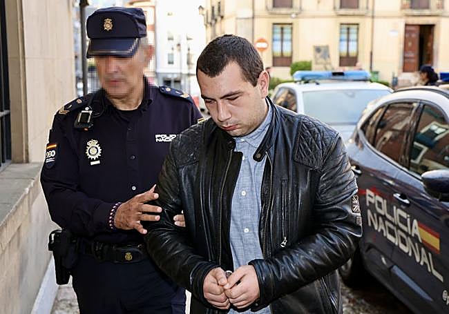 Rubén Torío, hijo de la víctima, presunto matricida