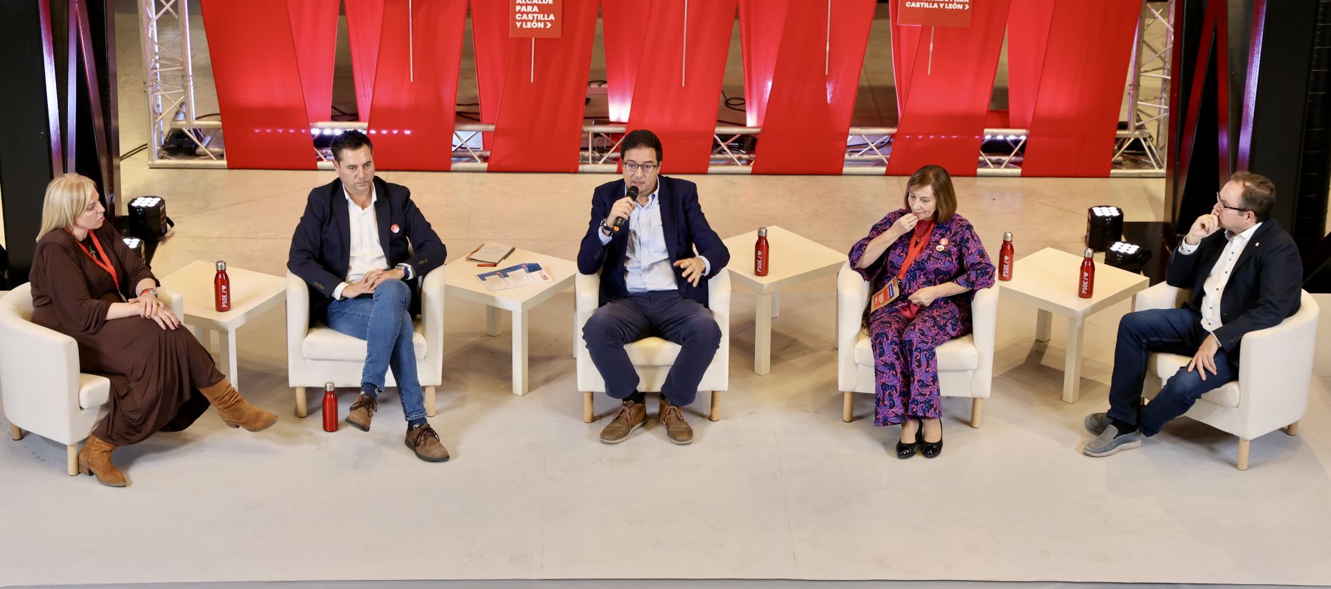 Las imágenes de la inauguración de las Jornadas del PSOE en León