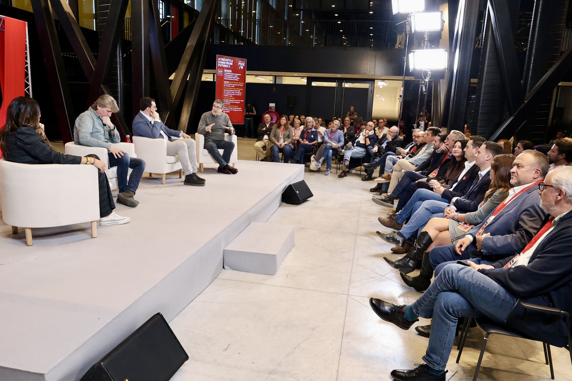 Las imágenes de la inauguración de las Jornadas del PSOE en León