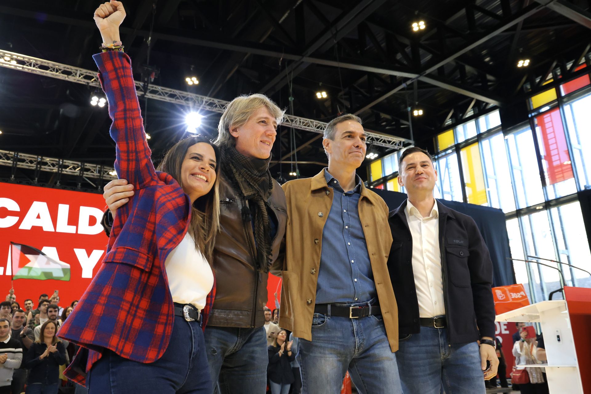 El acto del PSOE con Sánchez en León, en imágenes