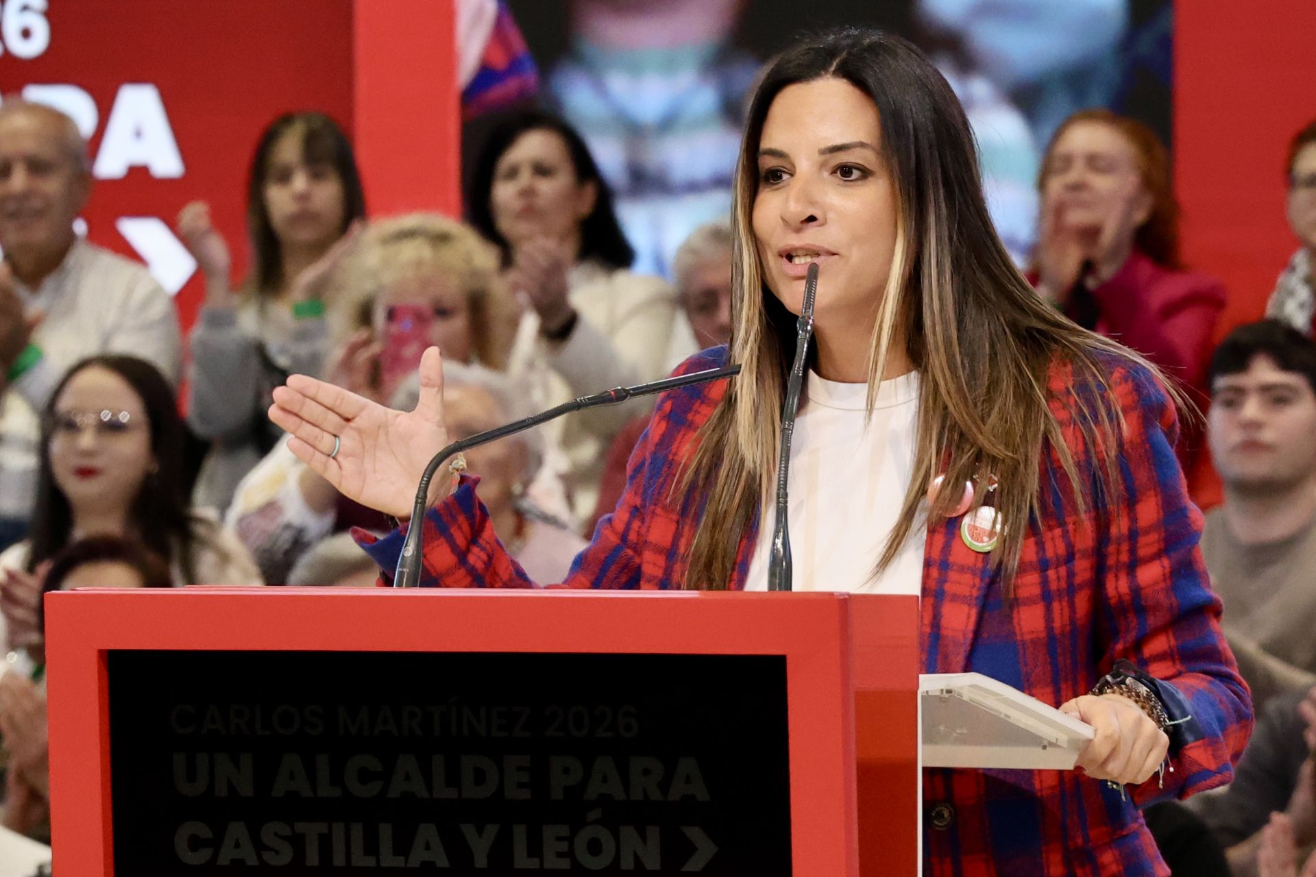 El acto del PSOE con Sánchez en León, en imágenes