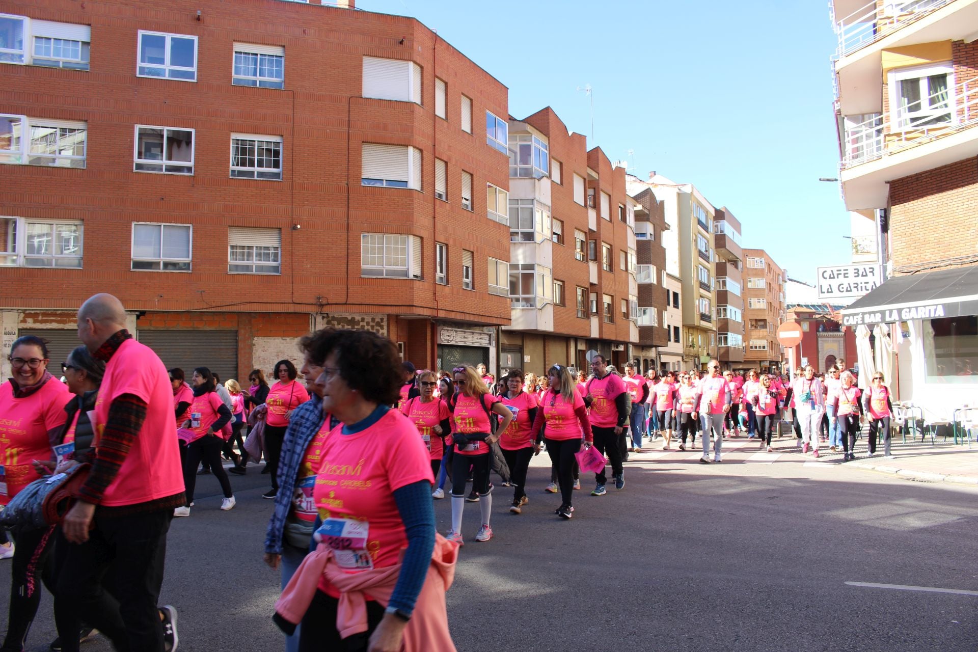 Las imágenes de las participantes en la Carrera de la Mujer en León 2025