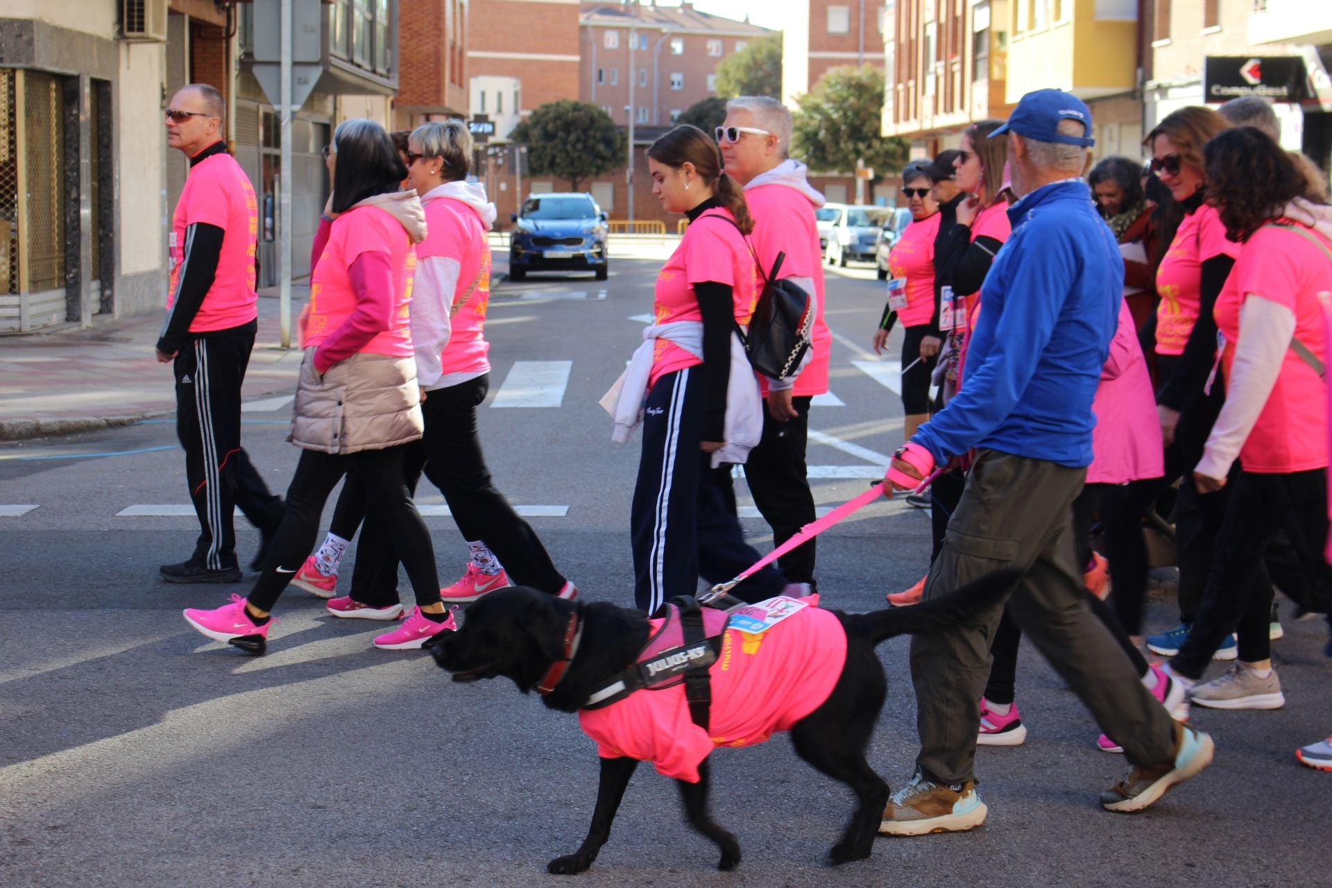 Las imágenes de las participantes en la Carrera de la Mujer en León 2025