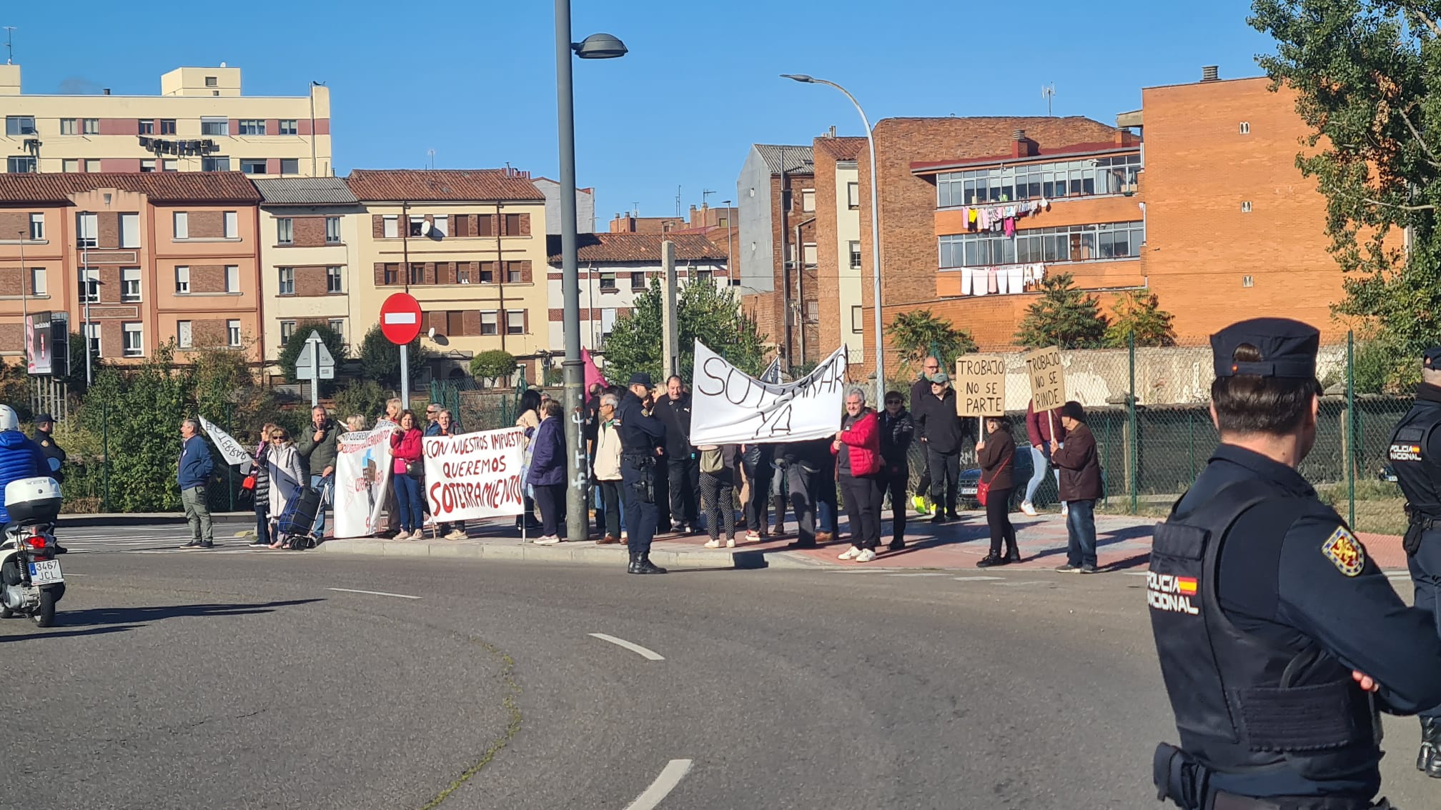 Las imágenes del acto de Sánchez con el PSOE en León