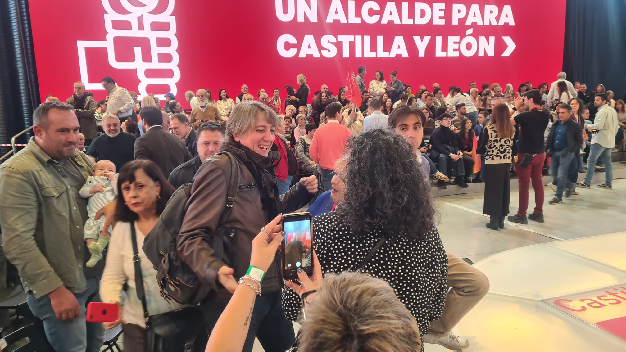 Las imágenes del acto de Sánchez con el PSOE en León