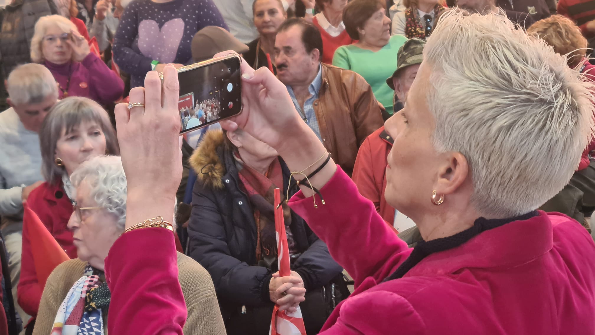 Las imágenes del acto de Sánchez con el PSOE en León