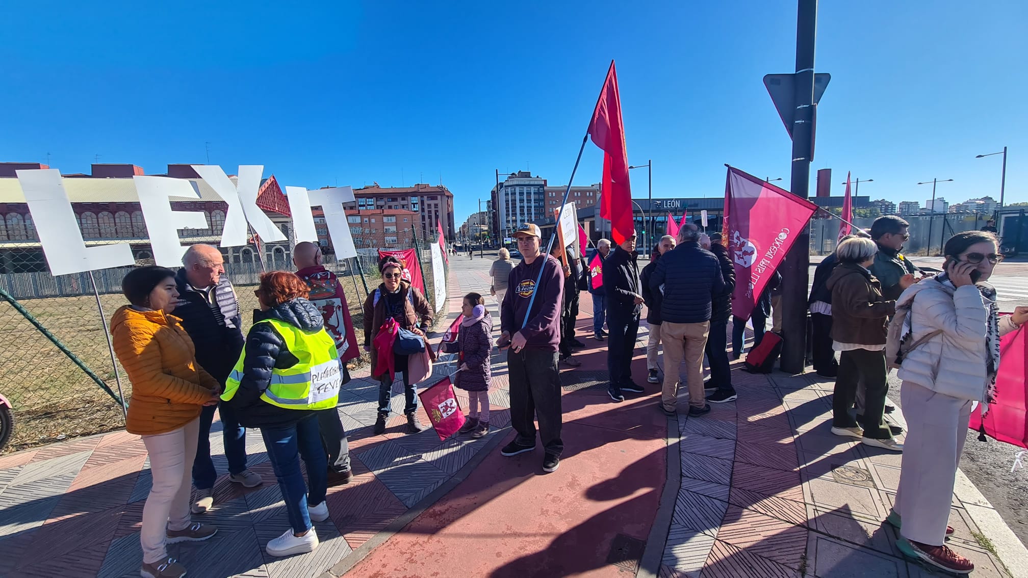 Las imágenes del acto de Sánchez con el PSOE en León