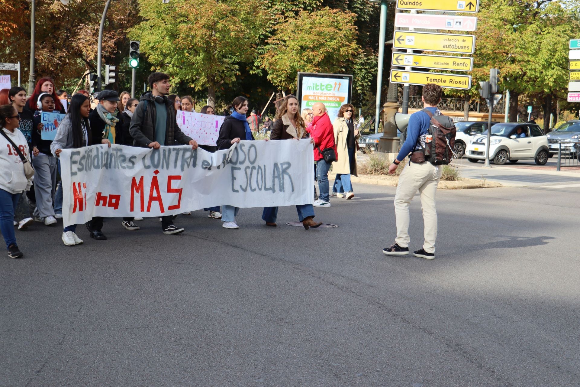 Manifestación en León contra el acoso escolar