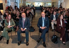 Acto de bienvenida de la convención de turismo internacional de la Asociación Canadiense de Agentes y Asesores de Viajes.