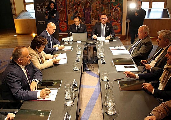 Constitución del Comité de Honor del Año Gaudí 2026.