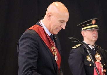 Diez insiste en la autonomía: «Rubio estará cómoda en las Cortes; los leoneses, no tanto»