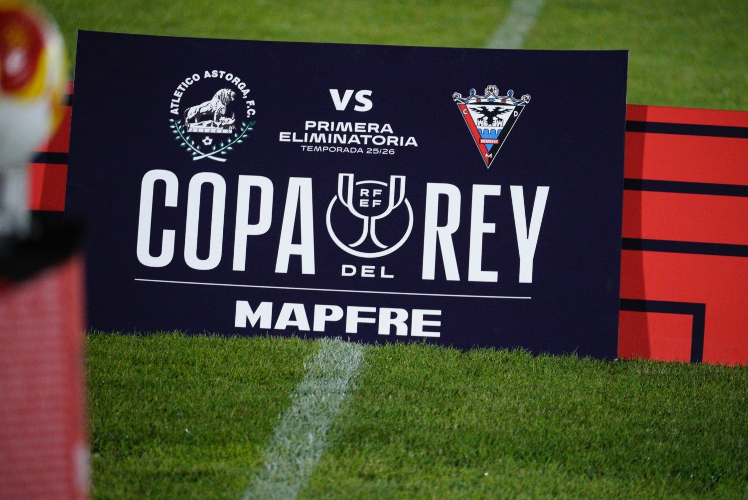 Las mejores imágenes del Atlético Astorga-Mirandés de Copa del Rey