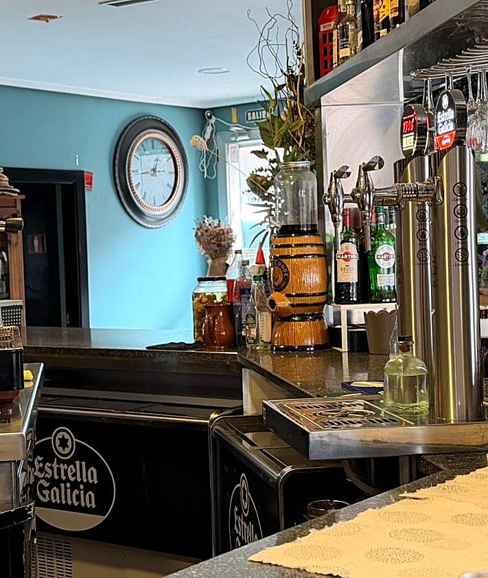 Imagen secundaria 2 - Imágenes del establecimiento.