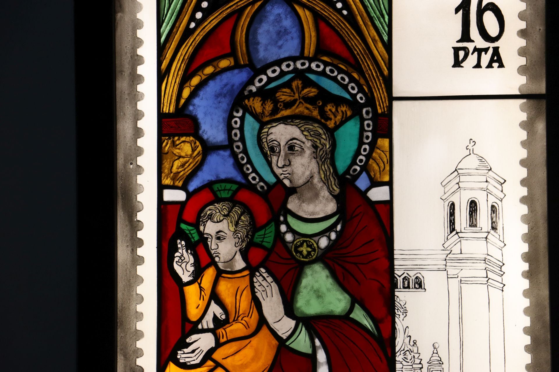 Las imágenes de la exposición del artista vidriero de León